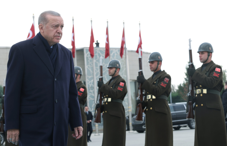 Cumhurbaşkanı Erdoğan Cezayir’e gitti