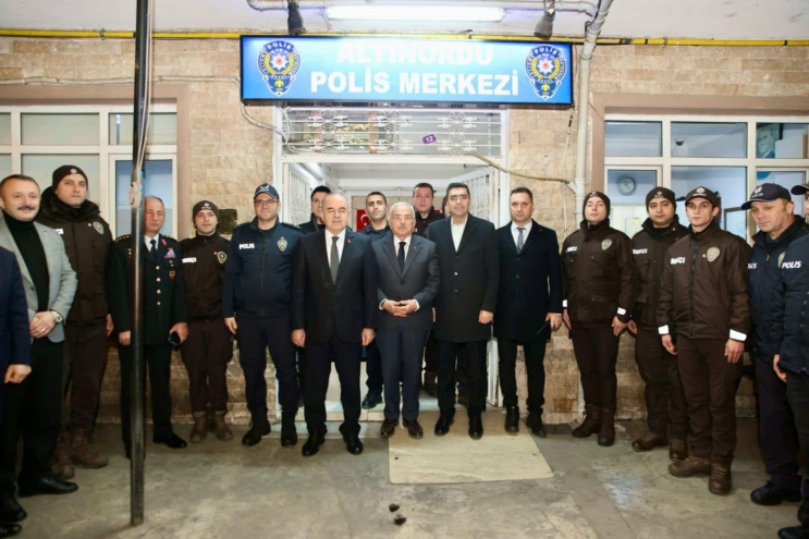 Yeni yıla görev başında giren personele ziyaret
