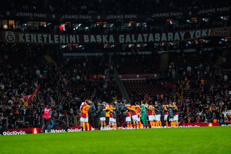 Dursun Özbek: Galatasaray, Çanakkale’deki gibi mücadele ediyor